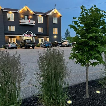 Horizon 777 Hotel Saint-Simeon  Exterior photo