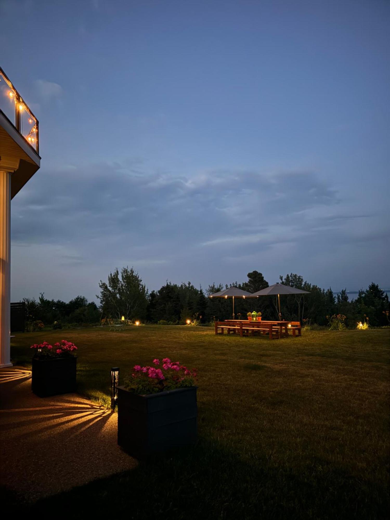 Horizon 777 Hotel Saint-Simeon  Exterior photo