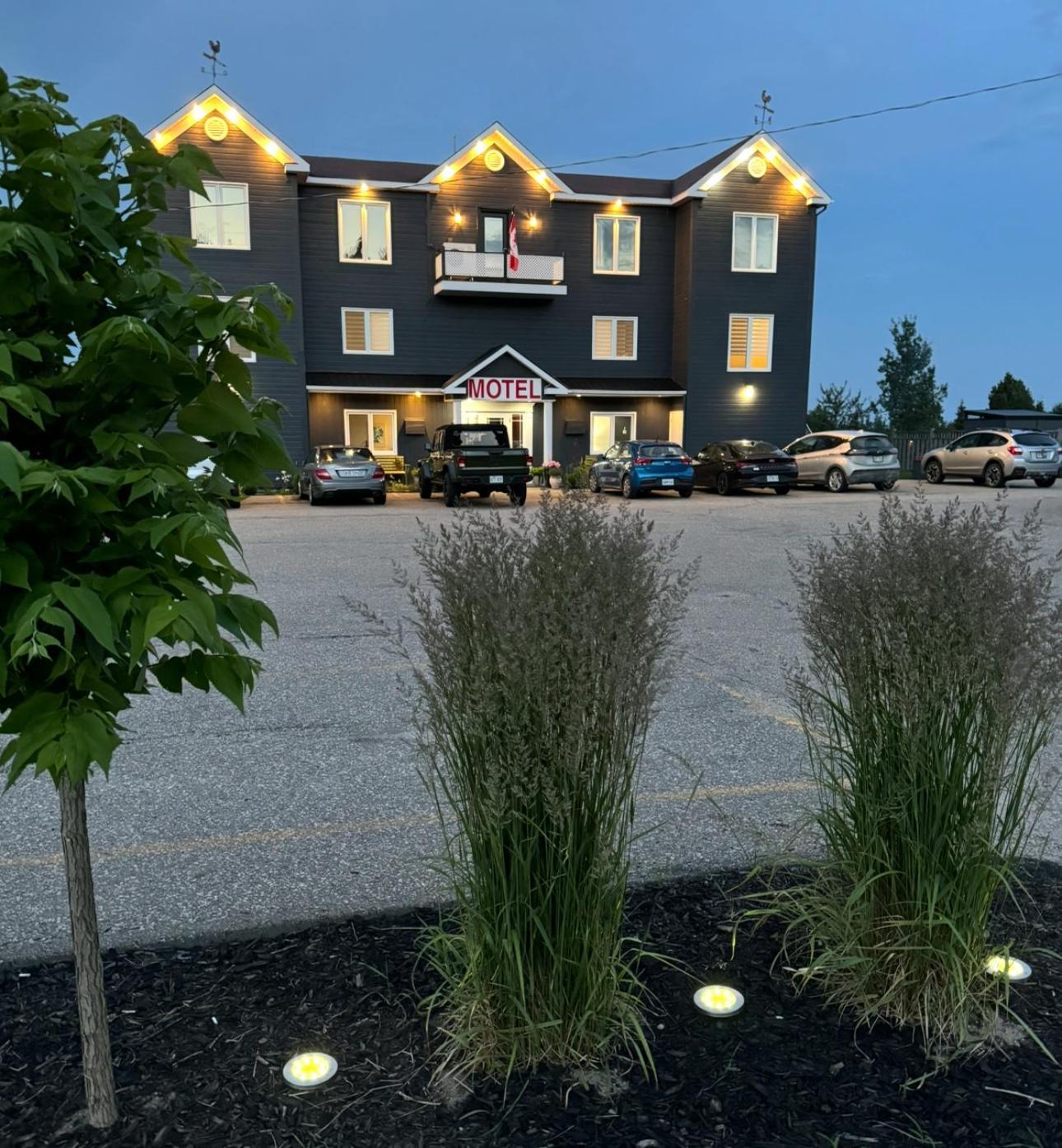 Horizon 777 Hotel Saint-Simeon  Exterior photo